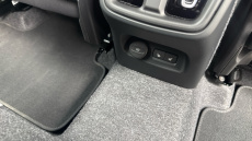 Volvo XC40 2.0 B3P Plus Black Edition 5dr Auto Petrol Estate